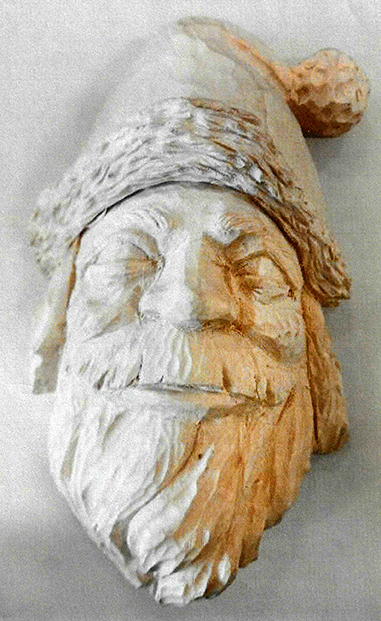 Dennis-Lutgen-Santa-Head-2024_web-2